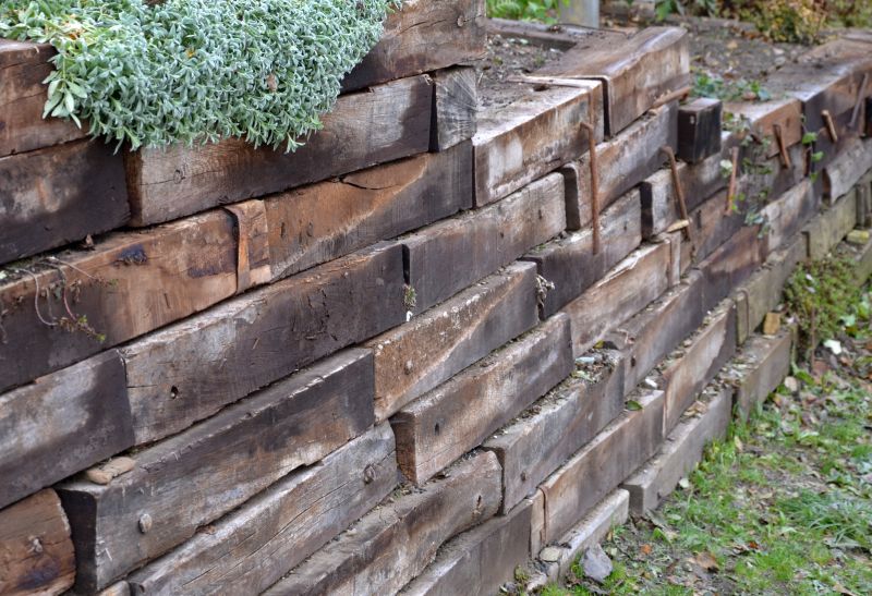 Retention Wall Construction in Daytona Beach, FL